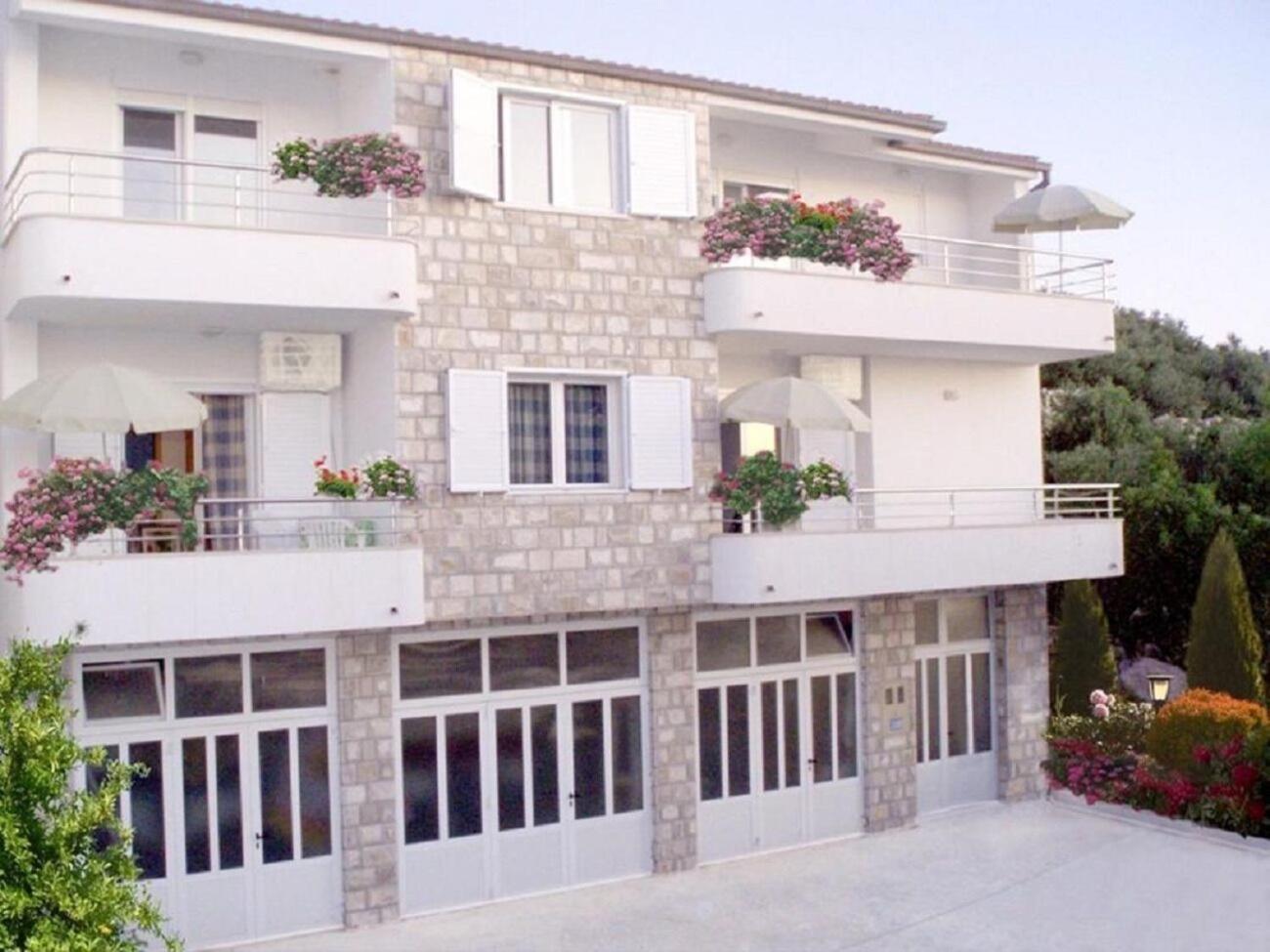 Apartments Ivi - 100 M From Pebble Beach 德朗西斯 外观 照片